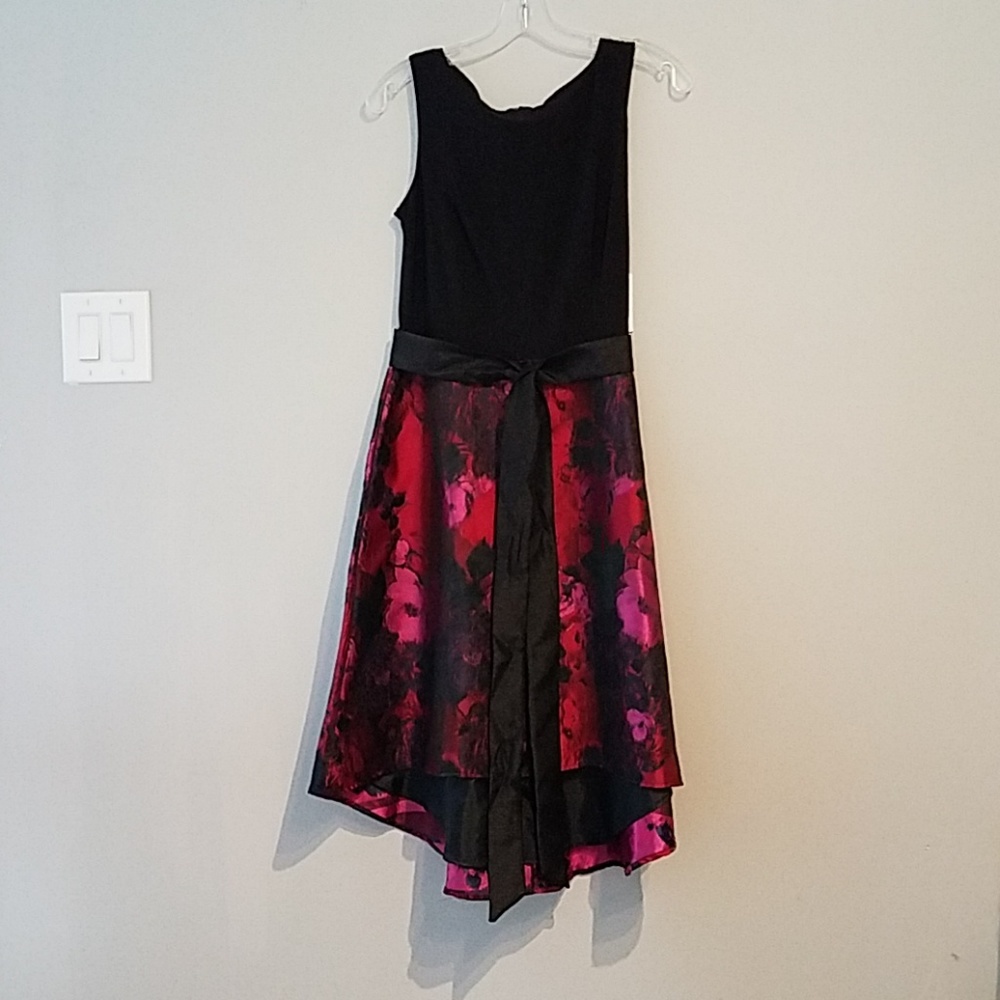 NWT Brand new Hi-low dress with sash